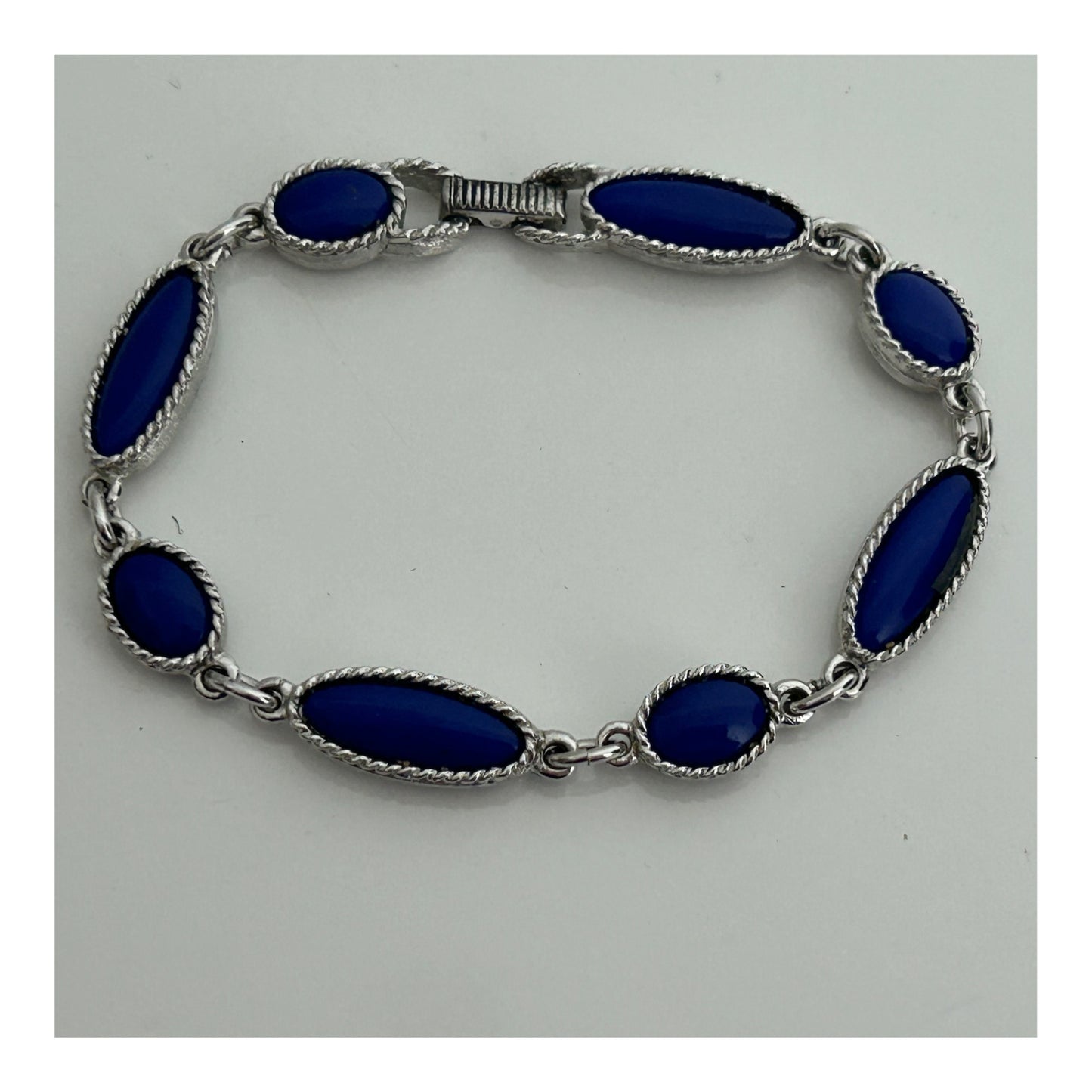 Vintage 1960s SARAH COVENTRY Silver Tone & Blue Cabochon Glass Stone Set Bracelet