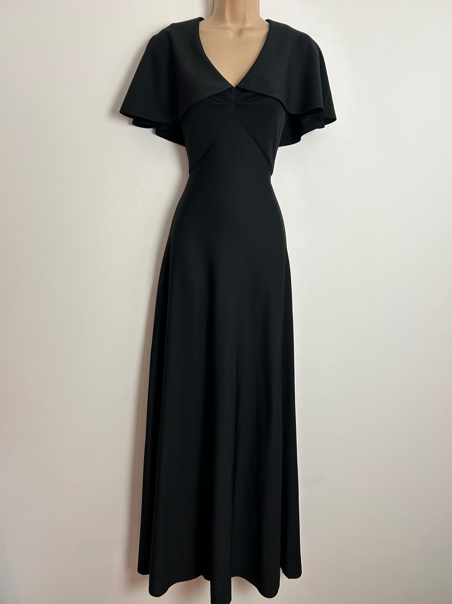 Vintage 1970s ARCHA PARIS UK Size 6 Classic Black Cape Collar Maxi Dress