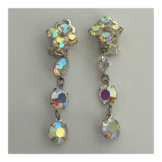 Vintage 1950s Beautiful Aurora Borealis Glass Stone Set Dangle Clip On Earrings