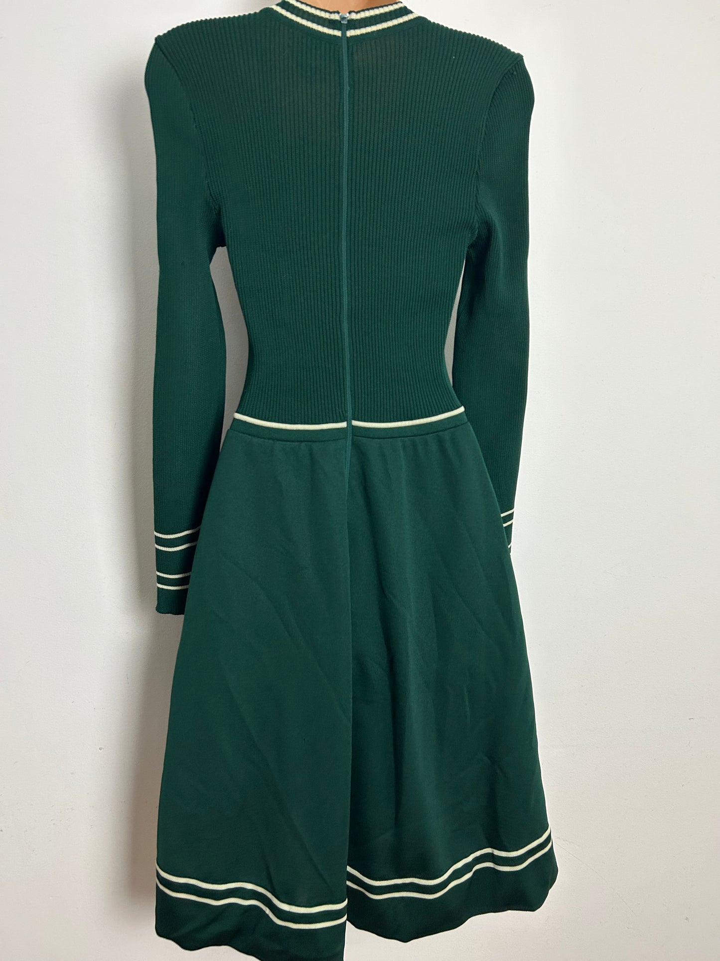 Vintage 1970s GINA ITALIAN SOPHISTICATES Size 8 Dark Green Ribbed Jersey Mod Day Dress