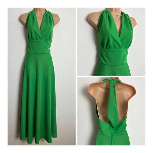 Vintage 1970s Size 6 Green Halter Neck Open Back Summer Maxi Dress