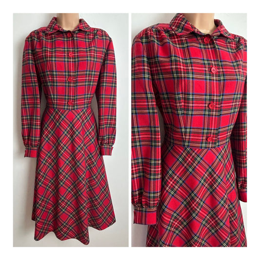 Vintage 1970s Size 14 red green & yellow tartan check long sleeve fit & flare wool dress