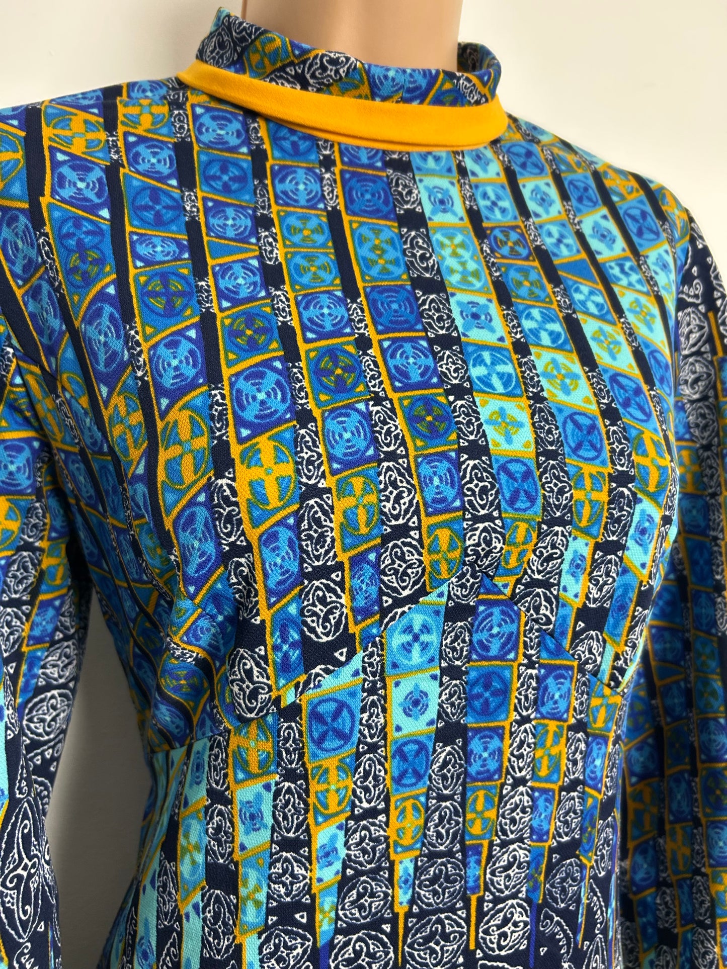 Vintage 1970s HARMONY Size 10-12 Blue Tones & Mustard Yellow Abstract Geo Check Print Long Sleeve Maxi Dress