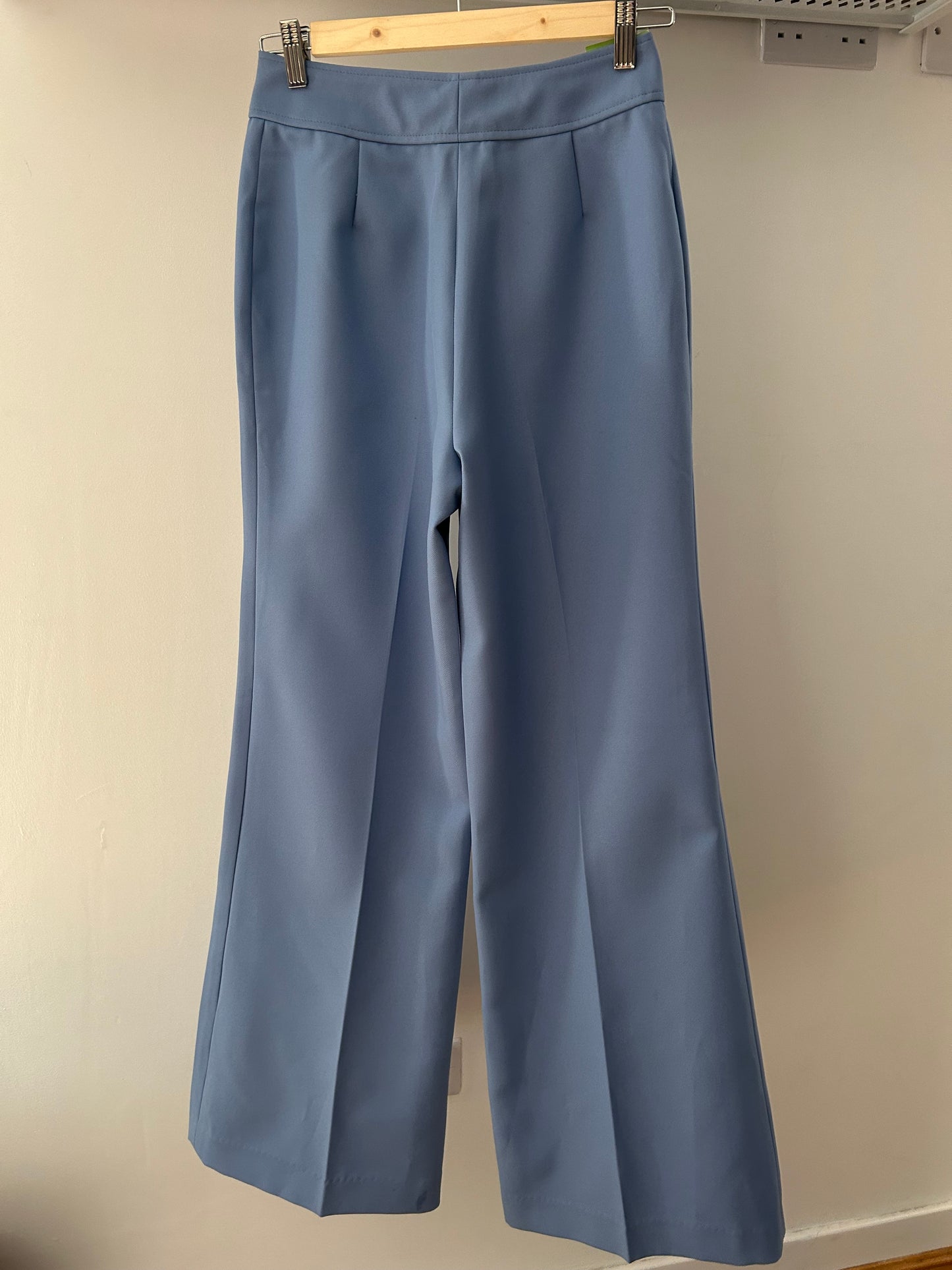 Vintage 1970s ST MICHAEL UK Size 6 DEADSTOCK Powder Blue Long Fit & Flare Flared Trousers