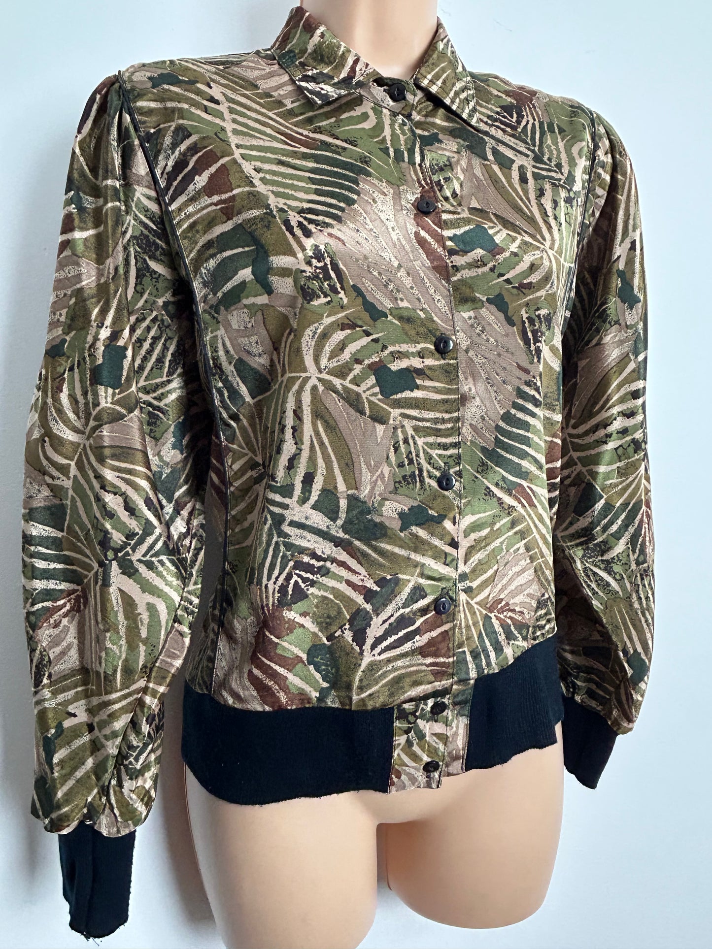 Vintage 1980s Size 12-14 Brown & Green Tones Tropical Jungle Print Blouson Style Shirt