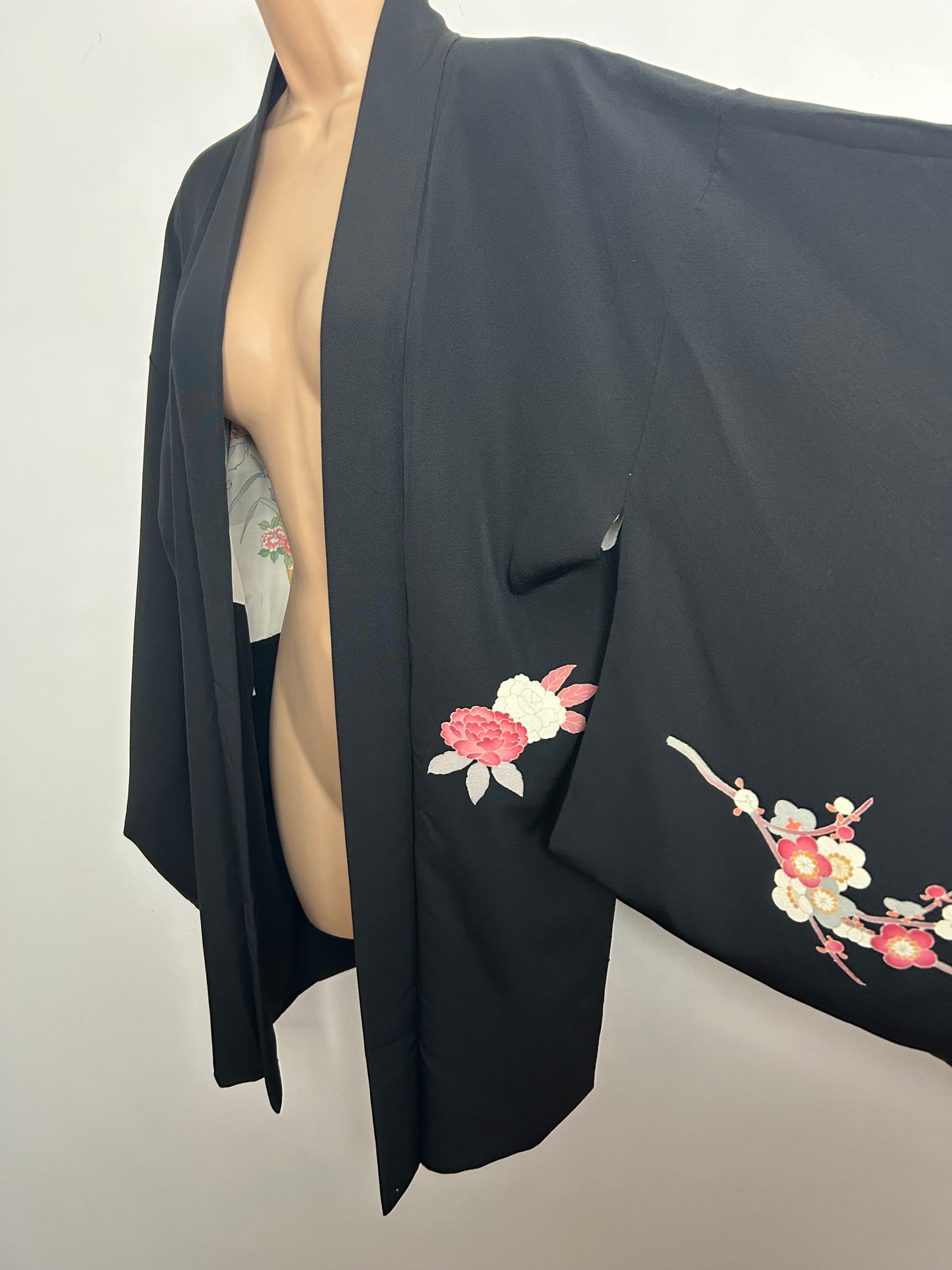 Vintage Up To Size 14 Beautiful Black Floral Print Traditional Japanese Haori Kimono Jacket