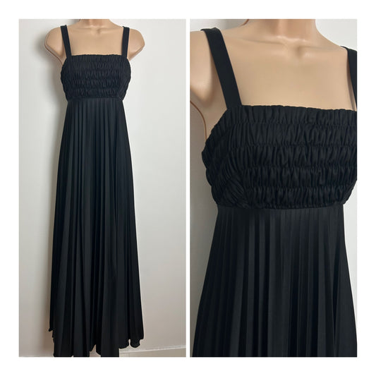 Vintage 1970s Size 6 Black Shirred Bodice Pleated Empire Line Maxi Dress