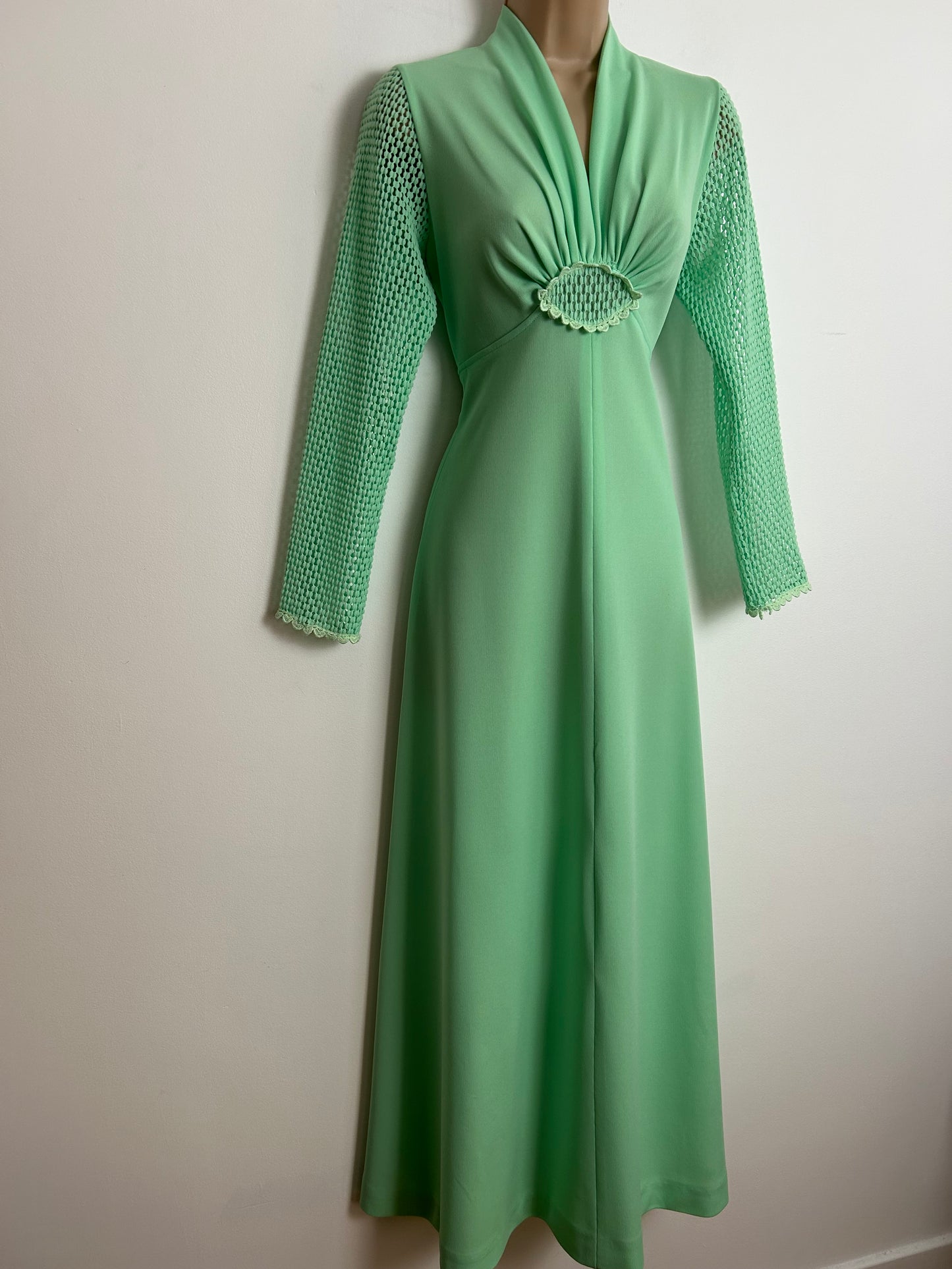 Vintage 1970s UK Size 6-8 Mint Green Long Mesh Sleeve V-Neck Maxi Dress