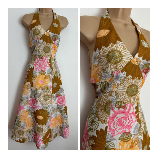 Vintage 1970s MICHELE UK Size 6 White Pink Orange & Brown Floral Print Halterneck Boho Summer Midi Dress