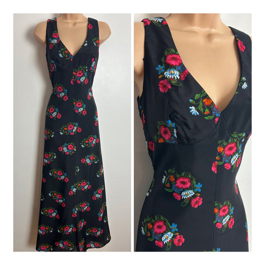 Vintage 1970s Size 8-10 Black & Dark Pink Floral Print Sleeveless Maxi Dress