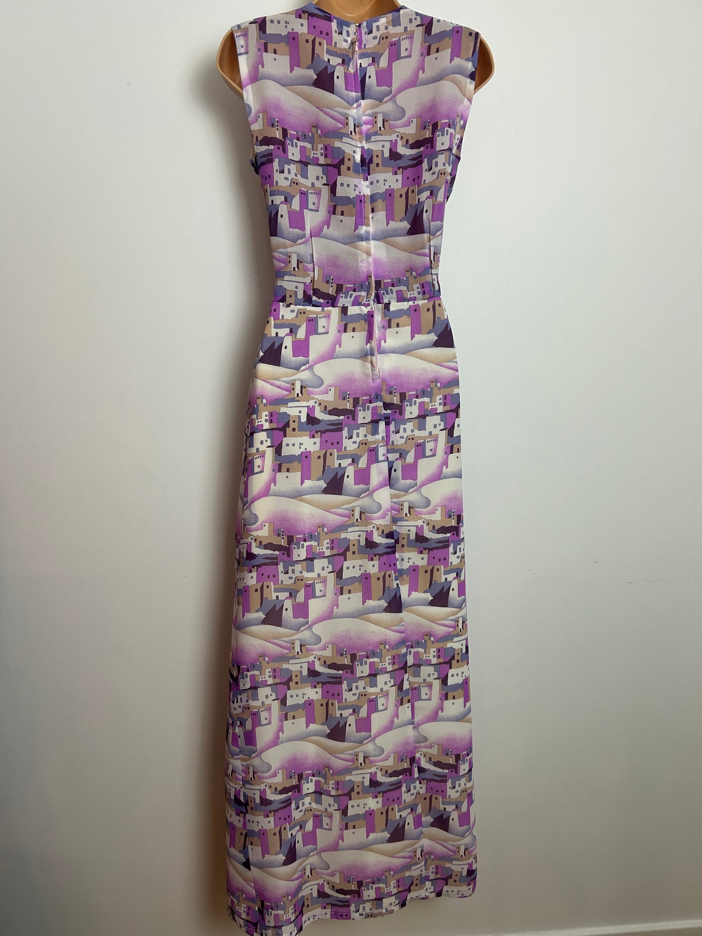 Vintage 1970s Size 8 White Pink & Violet Stylised Green Village Print Chiffon Maxi Dress