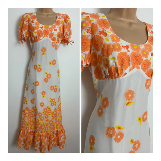 Vintage 1970s Size 8-10 BETTY BARCLAY White & Orange Floral Cotton Mix Summer Maxi Dress