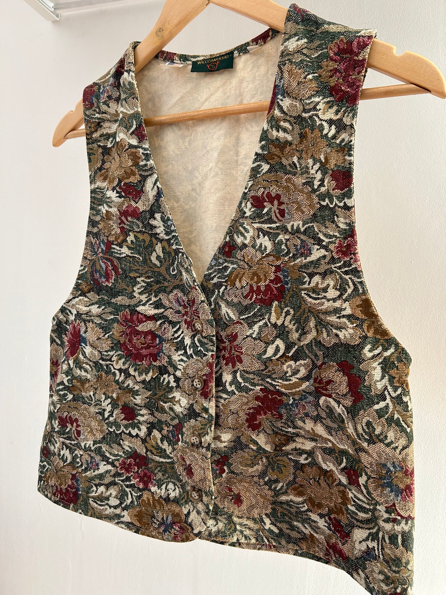 Vintage 1980s 1990s WILLOWBEND UK Size 10 (USA SMALL) Dark Green Dark Red & Cream Floral Tapestry 100% Cotton Waistcoat
