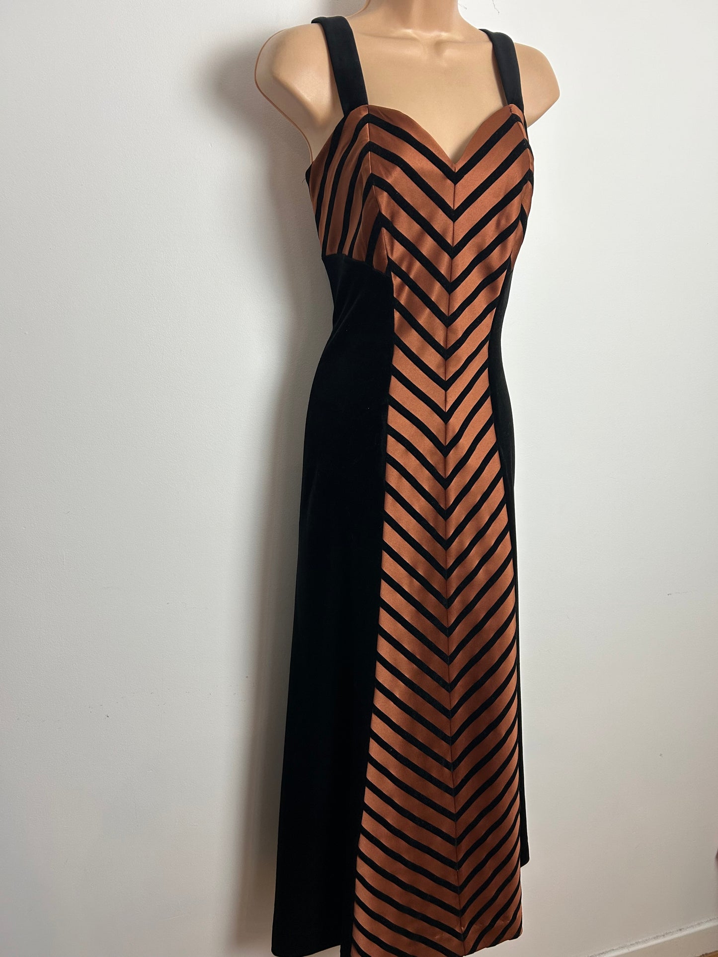 Vintage Early 1980s VERA MONT FRANCE Size 10 Black Velvet & Bronze Satin Stripe Panel Occasion Evening Maxi Dress