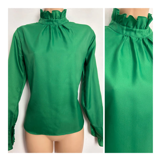 Vintage 1970s UK Size 12 Emerald Green Pie Crust Collar Long Sleeve Blouse
