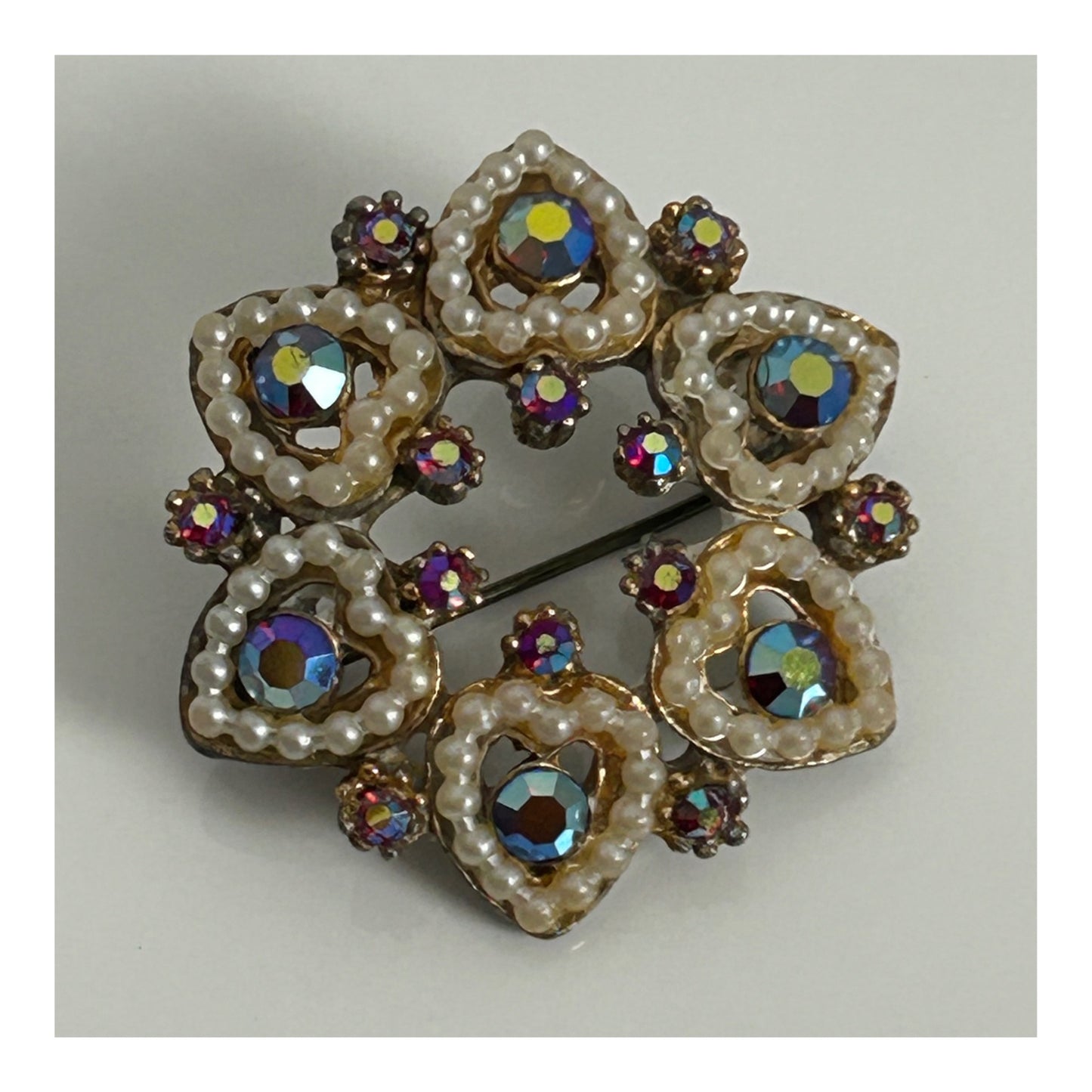 Vintage Late 1950s/Early 1960s Gold Tone Faux Pearl & Aurora Borealis Heart Wreath Brooch