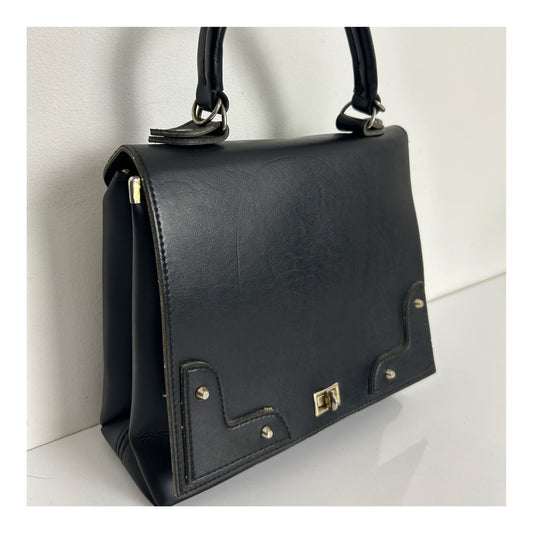 Vintage 1960s Small/Medium Sized Black Leather Handbag With Detachable Shoulder Strap