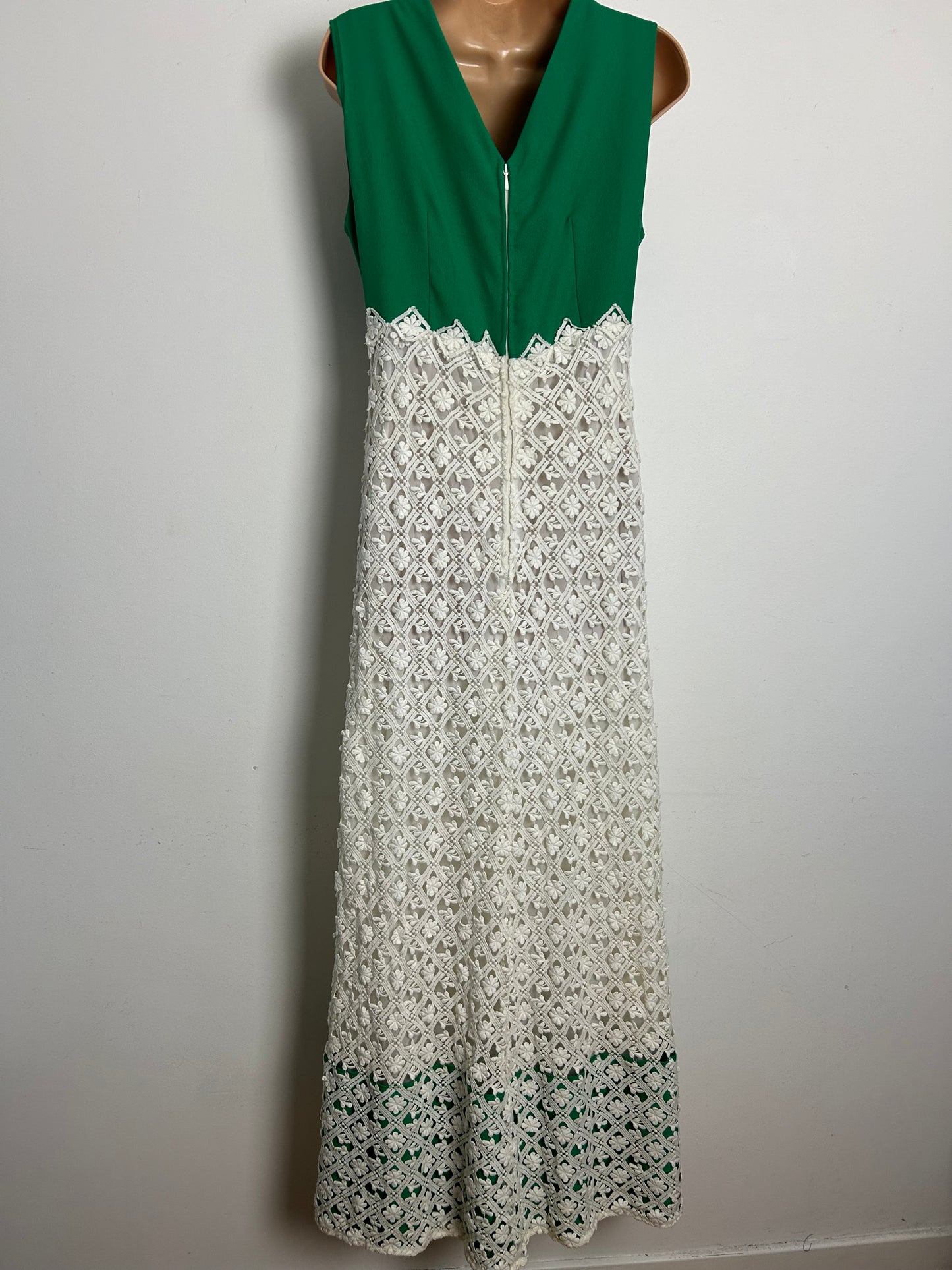 Vintage Late 1960s Size 14 Green & White Embroidered Lace Special Occasion Maxi Dress