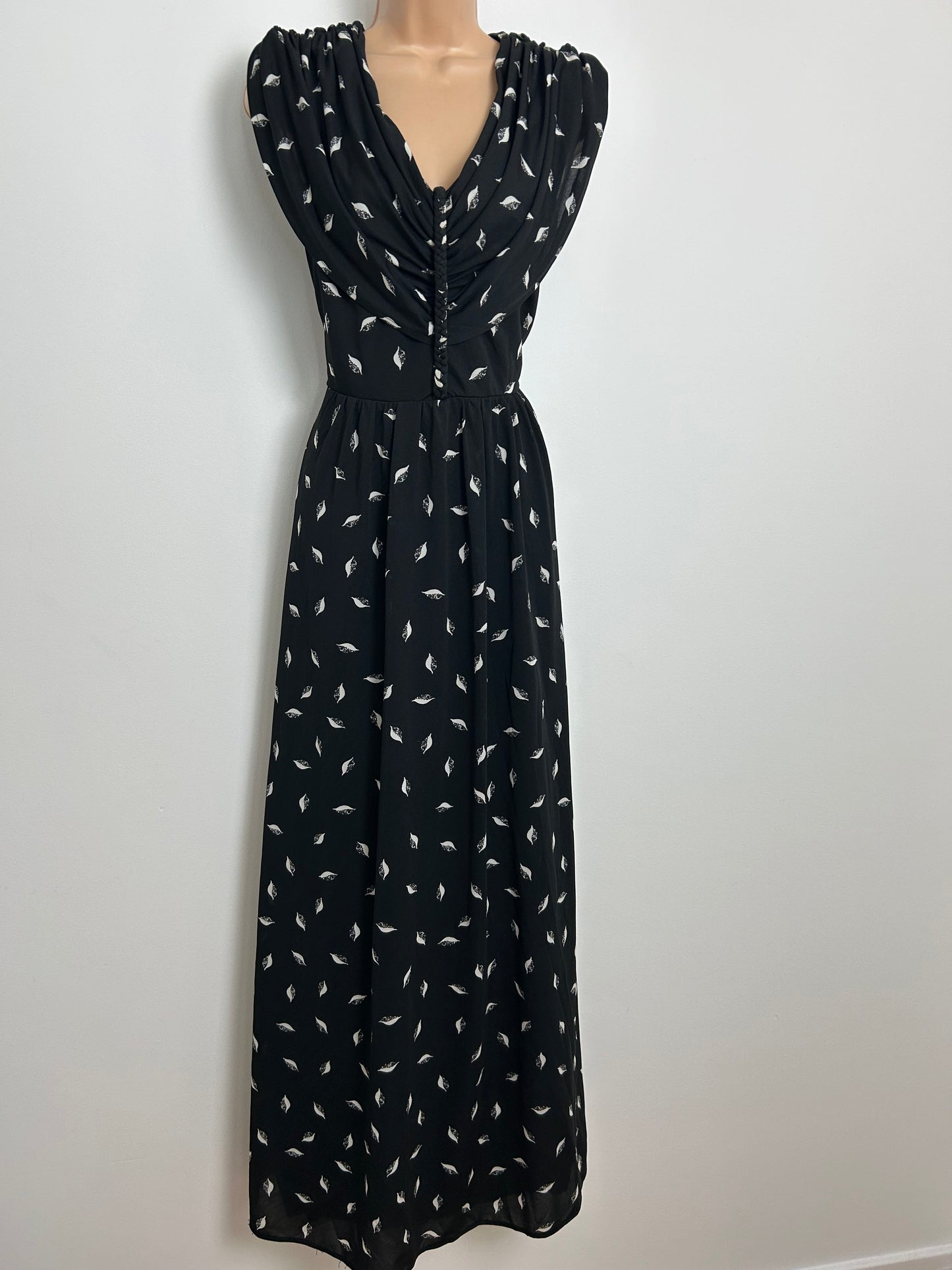 Vintage Early 1980s Size 10 Black & White Leaf Print Gather Pleated Plaited Detail Maxi Dress