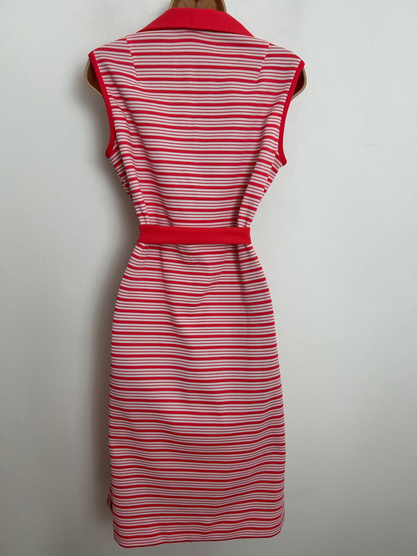 Vintage 1970s Size 12-14 Dark Pink & White Stripe Print Sleeveless Belted Mod Dress