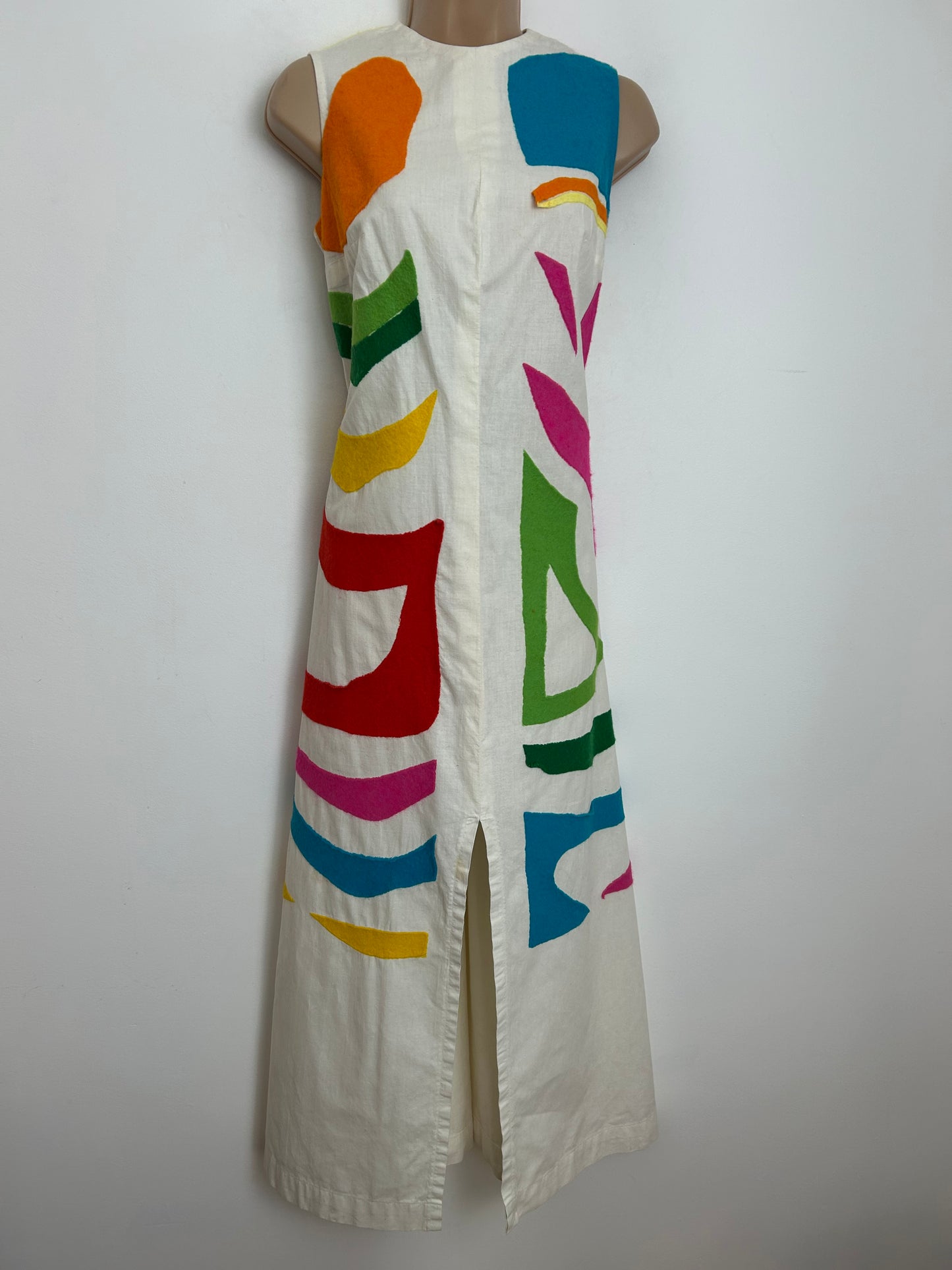 Vintage 1970s Size 10 Natural Cotton Multicolour Felt Applique Sleeveless Summer Kaftan Style Midaxi  Dress