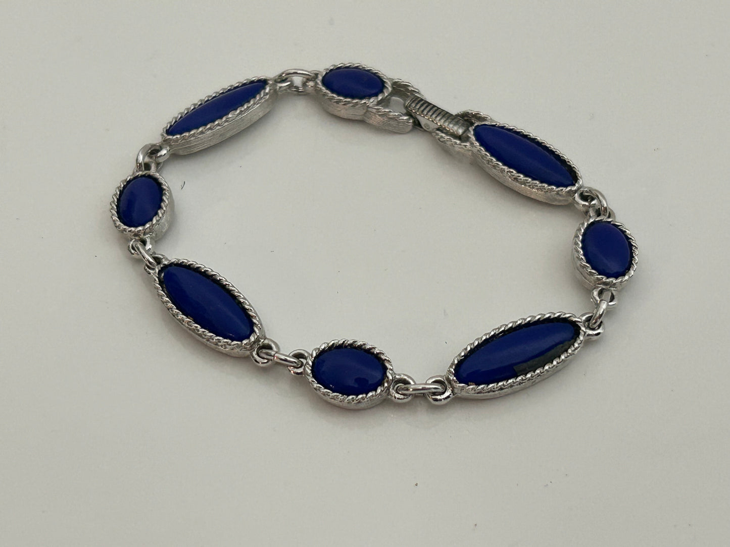 Vintage 1960s SARAH COVENTRY Silver Tone & Blue Cabochon Glass Stone Set Bracelet