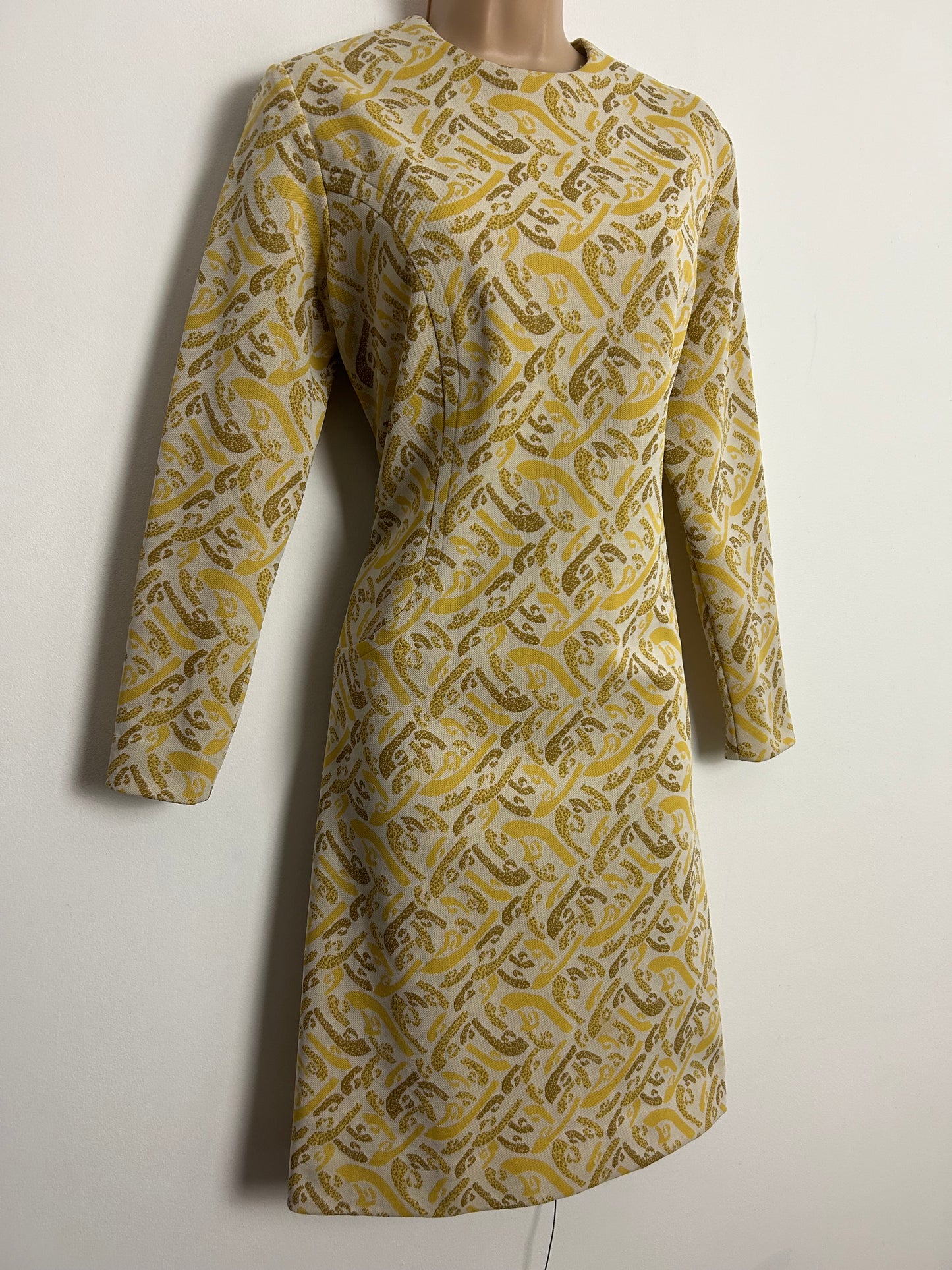 Vintage 1960s RIDELLA UK Size 12 Off White Brown & Dark Yellow Abstract Print Mod Shift Dress