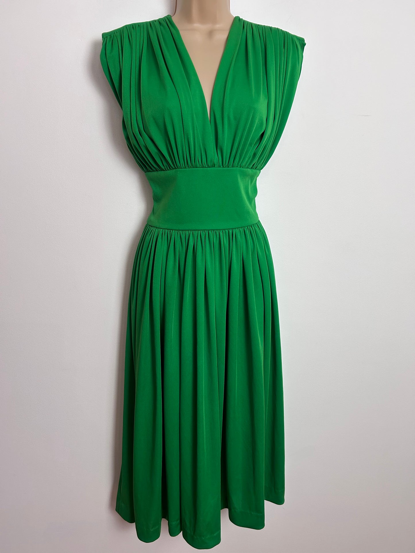 Vintage 1970s SAINT LORI UK Size 10 Emerald Green Gather Pleated Sleeveless Occasion Midi Dress
