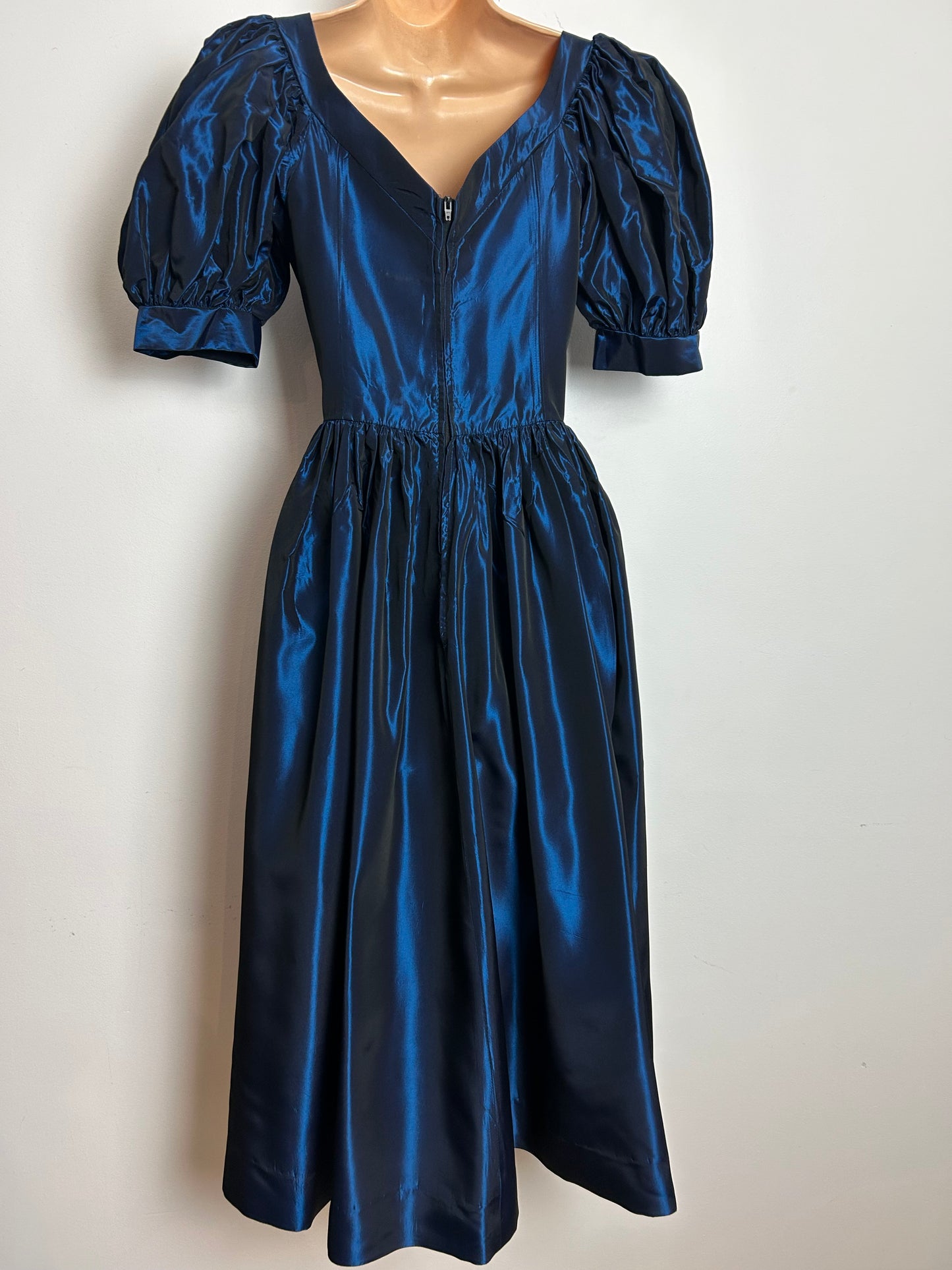 Vintage 1980s LAURA ASHLEY Size 10 (14 On Label) Midnight Blue Taffeta Xmas Party Ballgown