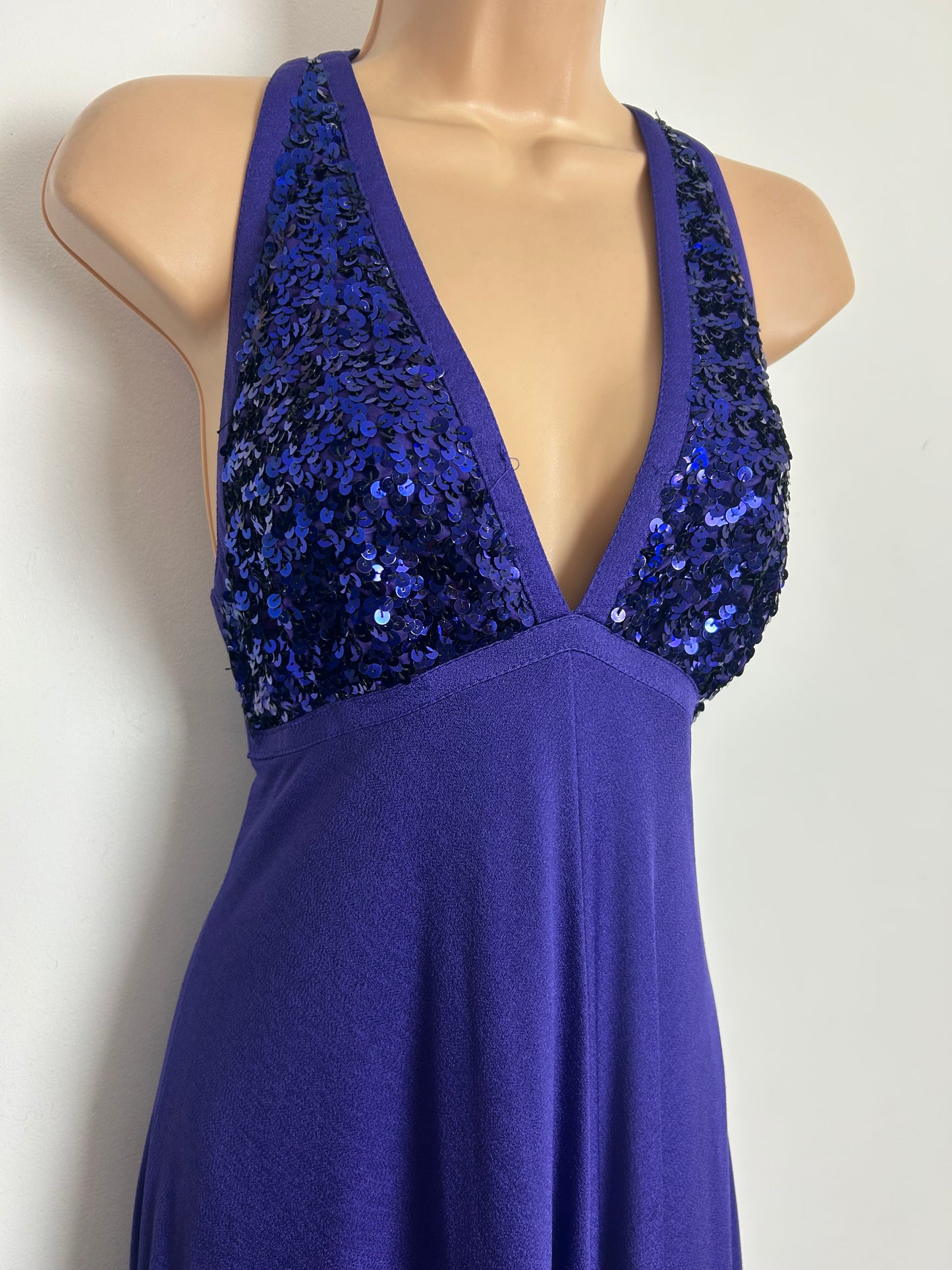 Vintage 1970s YVETTE Size 8 Purple Sequin Bodice Plunge Neck Evening Party Maxi Dress