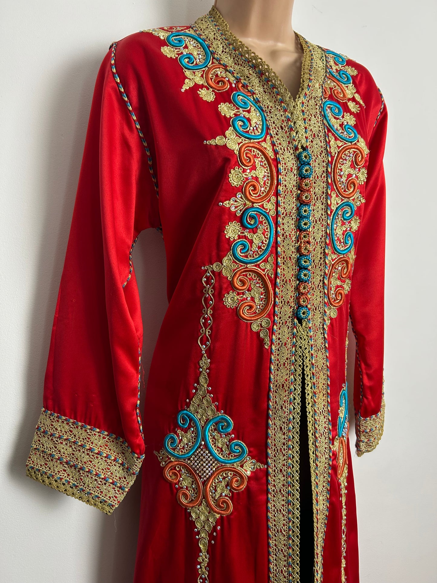 Vintage Up To Size 12 Beautiful Red & Gold Satin Highly Detailed & Embellished Kaftan