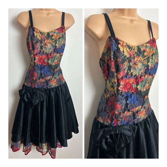 Vintage 1980s Size 12 Black Red Blue & Pale Yellow Floral Lace Party Prom Dress
