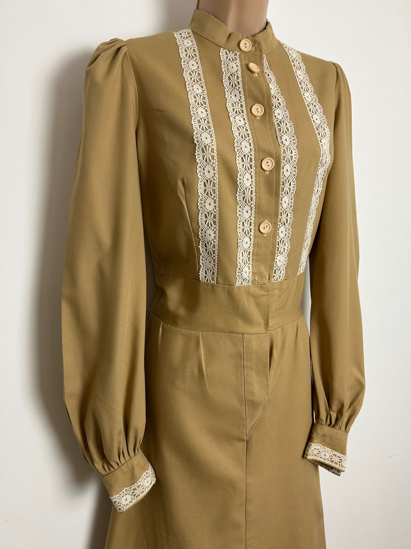 Vintage 1970s QUAD Size 12 Camel Brown Cotton Lace Trim Long Sleeve Prairie Midi Dress