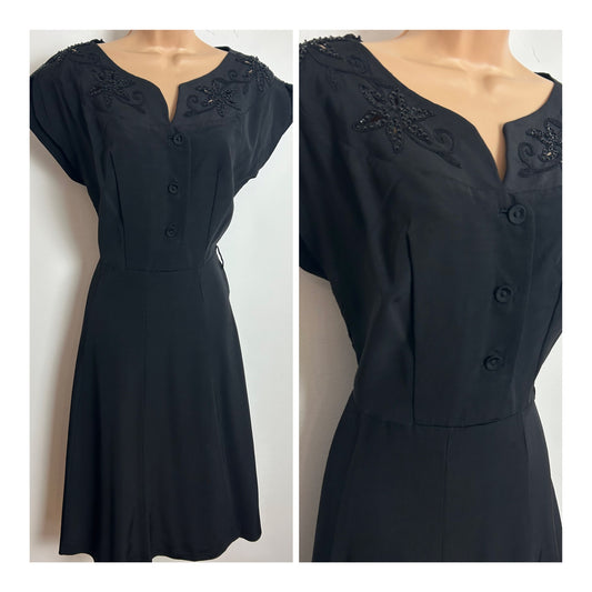 Vintage Late 1940s Size 10 Black Grosgrain Floral Cut Out Design With Bead & Sequin Detailing