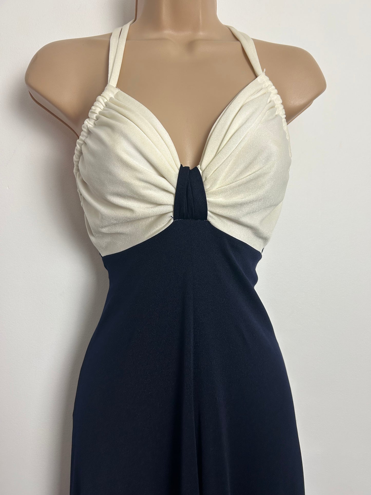Vintage 1970s JOHN MARKS BY ANNE TYRRELL Size 6 Navy Blue & Cream Halter Summer Occasion Maxi Dress