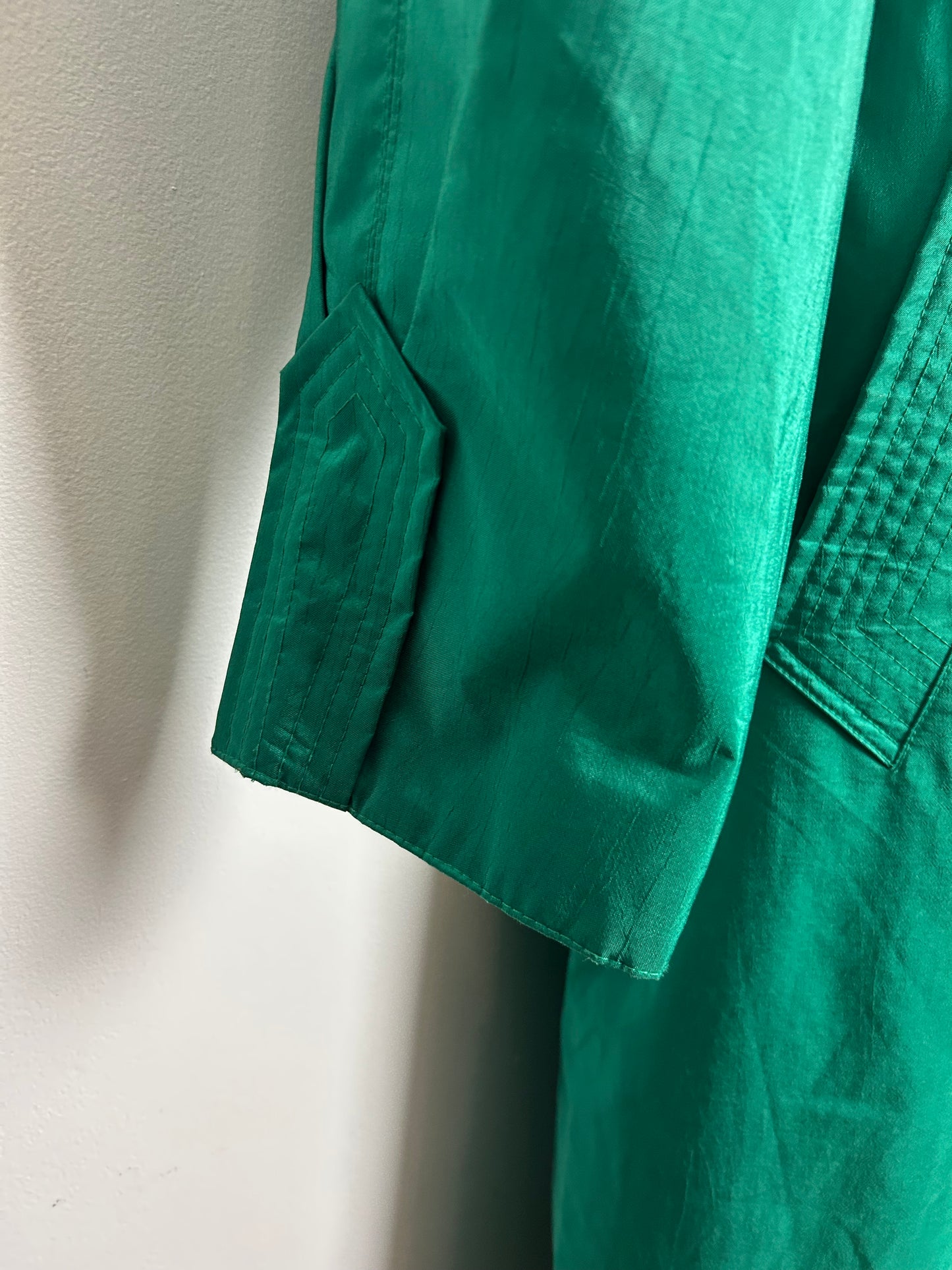 Vintage 1980s BRITISH MIST Size 12-14 Emerald Green Belted Trench Coat