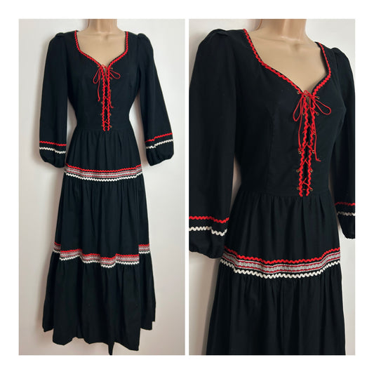 Vintage 1970s Size 10 Black Cotton Red Ric Rac Trim Lace Up Bodice Long Sleeve Boho Maxi Dress