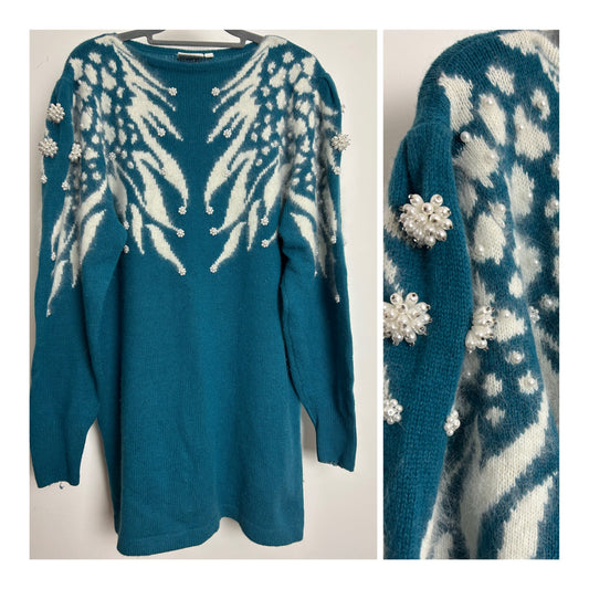 Vintage 1980s MADELEINE Up To Size 16 Teal & White Pattern Faux Pearl Bead Wool & Angora Mix Jumper Or Jumper Dress