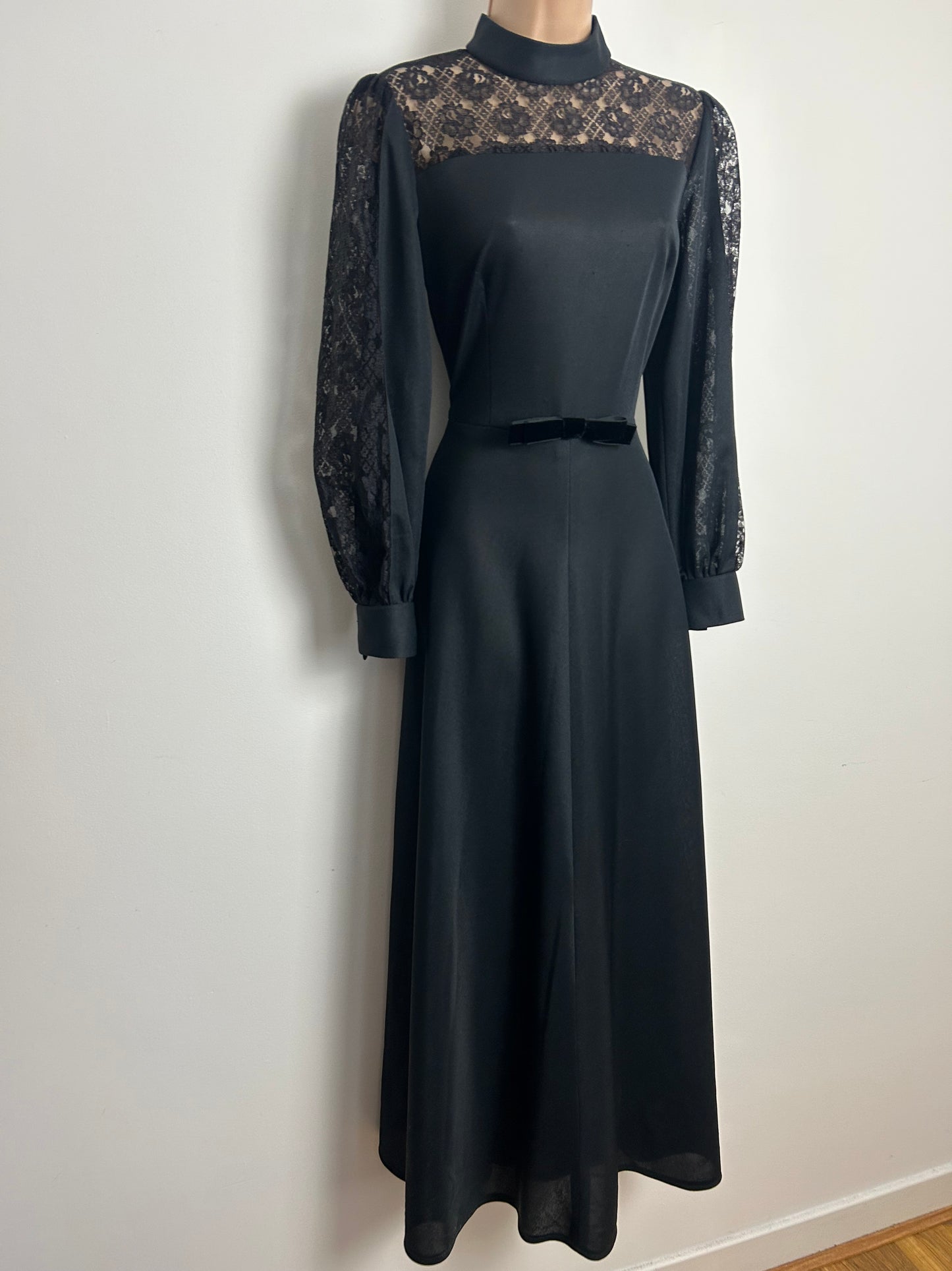 Vintage 1970s Size 10 Black Gothic Vibes Lace Illusion Neck Long Sleeve Maxi Dress