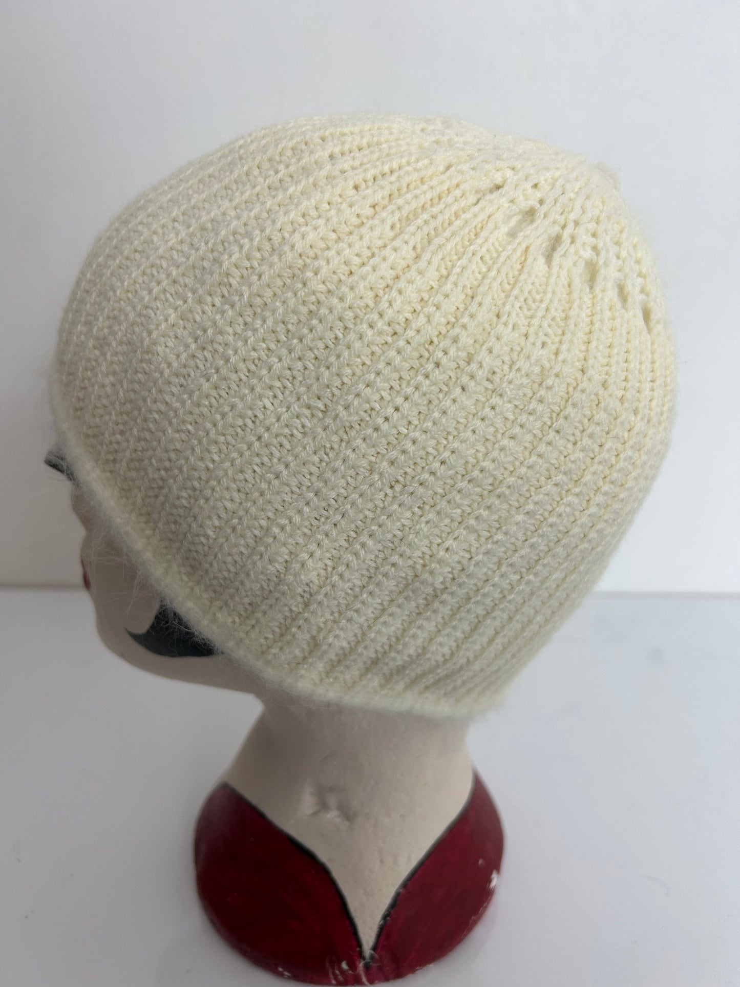 Vintage Cream Wool & Angora Mix Chunky Knit Beanie Style Hat