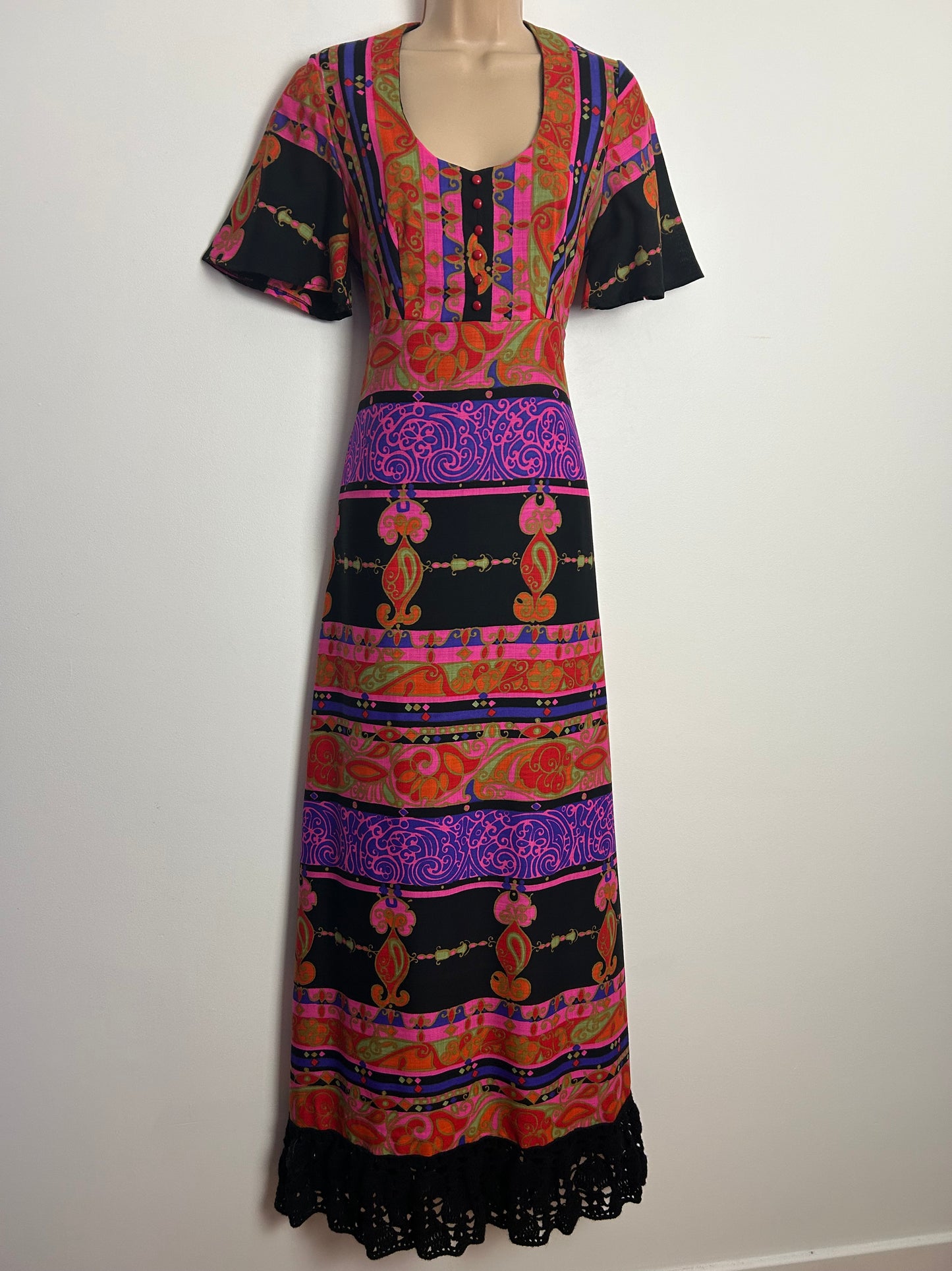 Vintage 1970s PEGGY LANE Size 8 Black Pink Purple Red & Green Abstract Print Pure New Wool Boho Maxi Dress