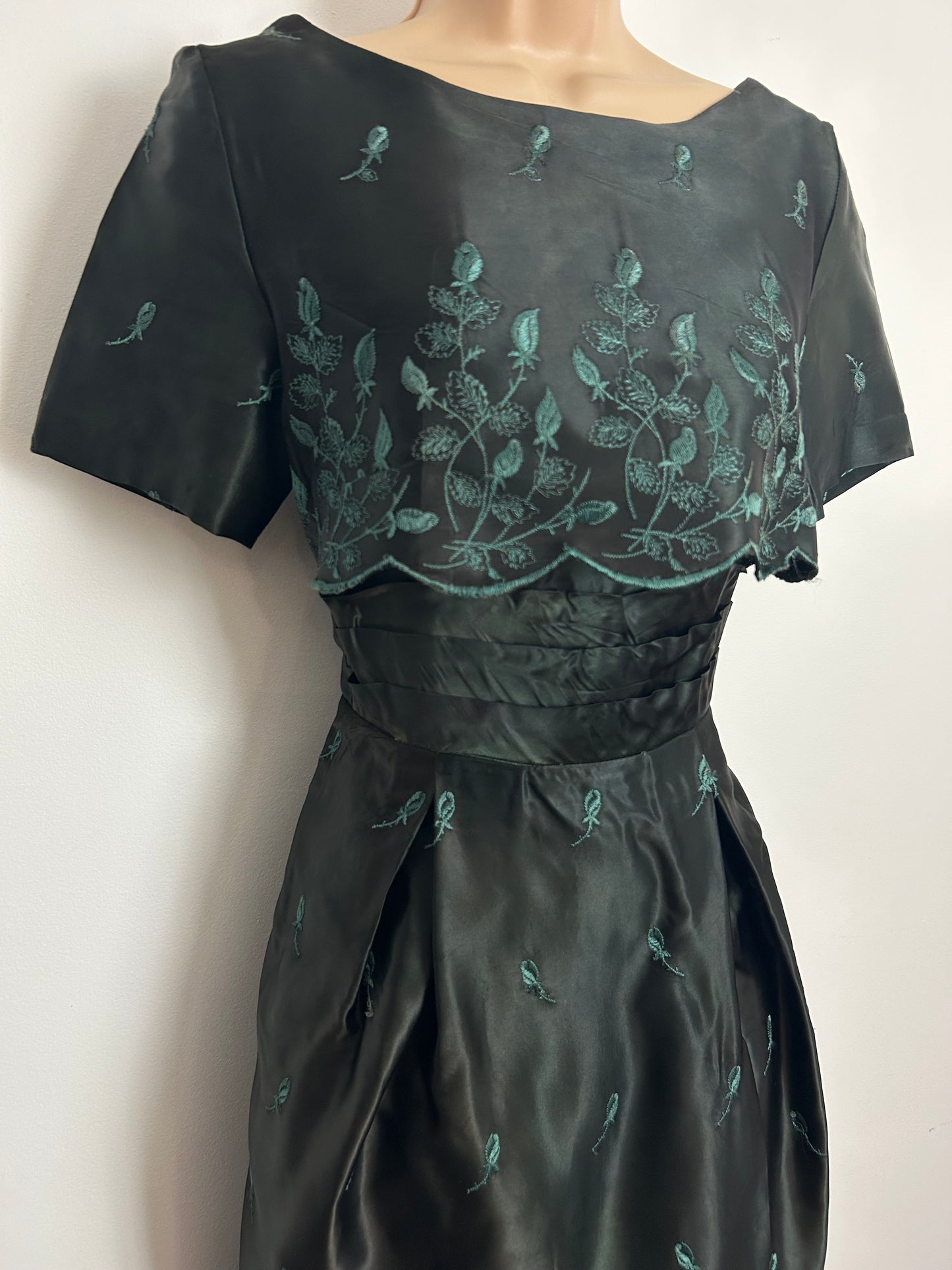 Vintage Late 1950s Size 6-8 Very Dark Green Satin Embroidered Scallop Layered Occasion Dress