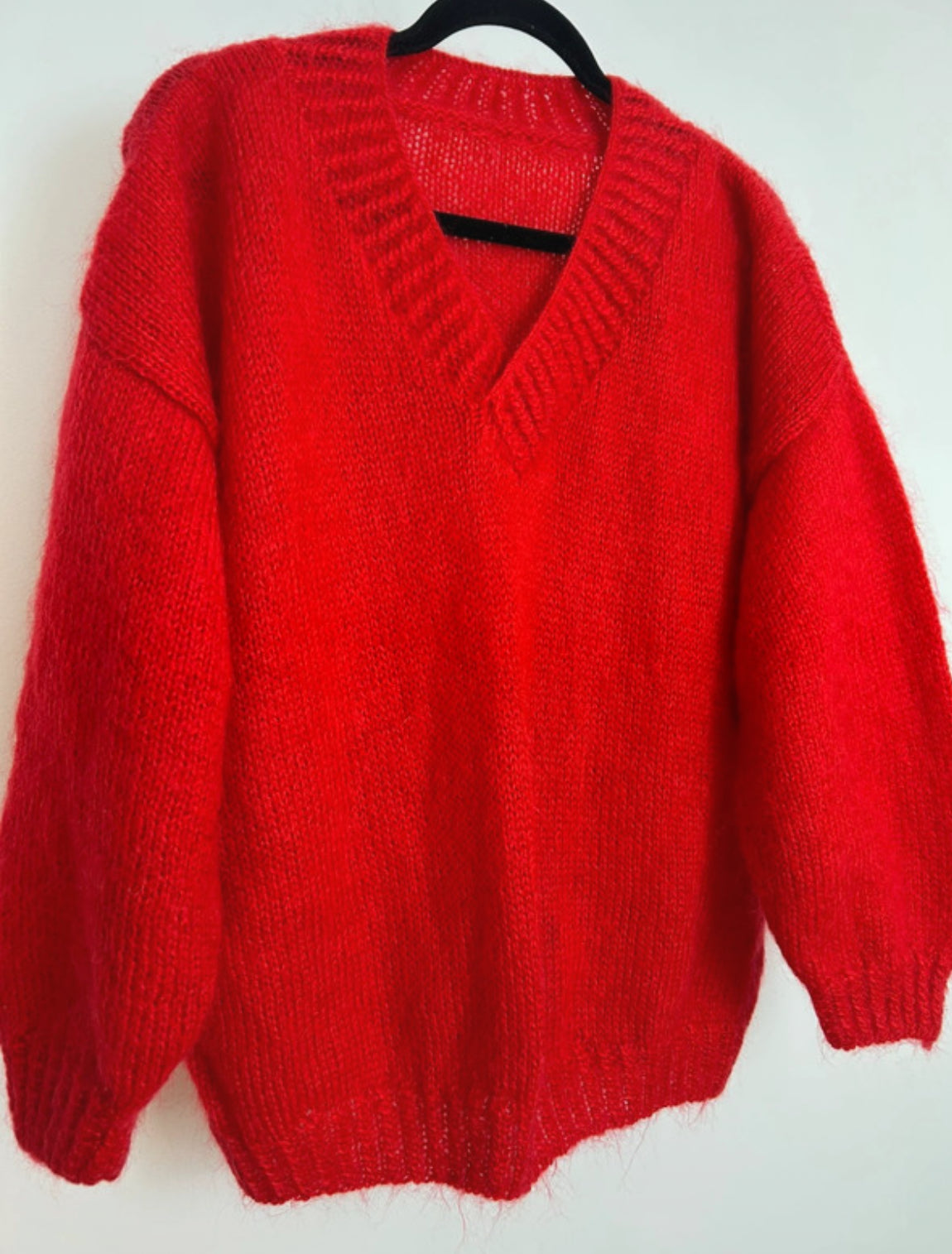 Vintage 1980s Sixe 12-14 Homemade Red Mohair V-Neck Jumper
