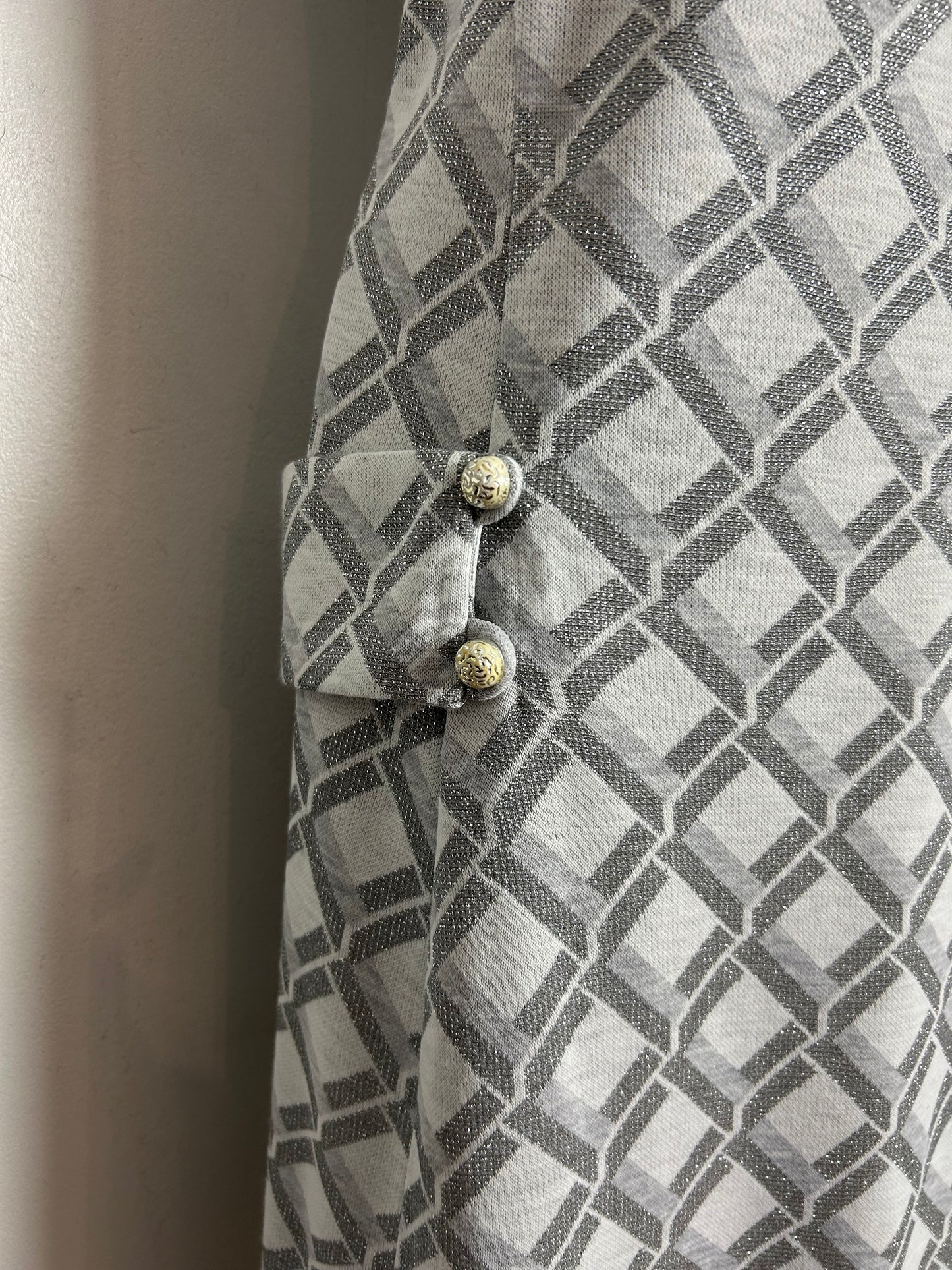 Vintage 1960s PHILIP KUNICK Size 16 Silver & White Op Art Cube Print Mod Shift Dress