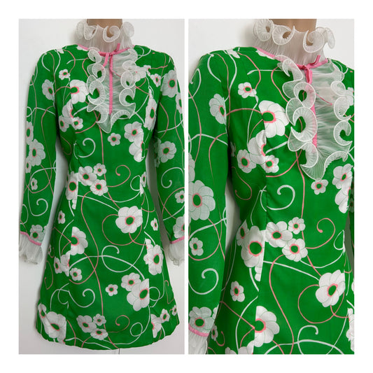 Vintage 1960s WINKY JRS OF MIAMI Size 8-10 Green White & Pink Floral Print Ruffle Trim Lawn Cotton Mini Shift Dress