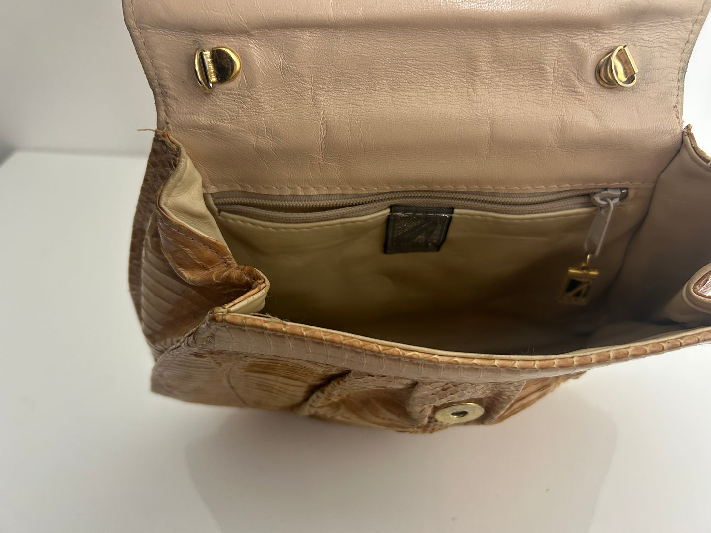 Vintage Early 1980s J. RENEE Warm Honey Tan Real Snake Skin Clutch Bag