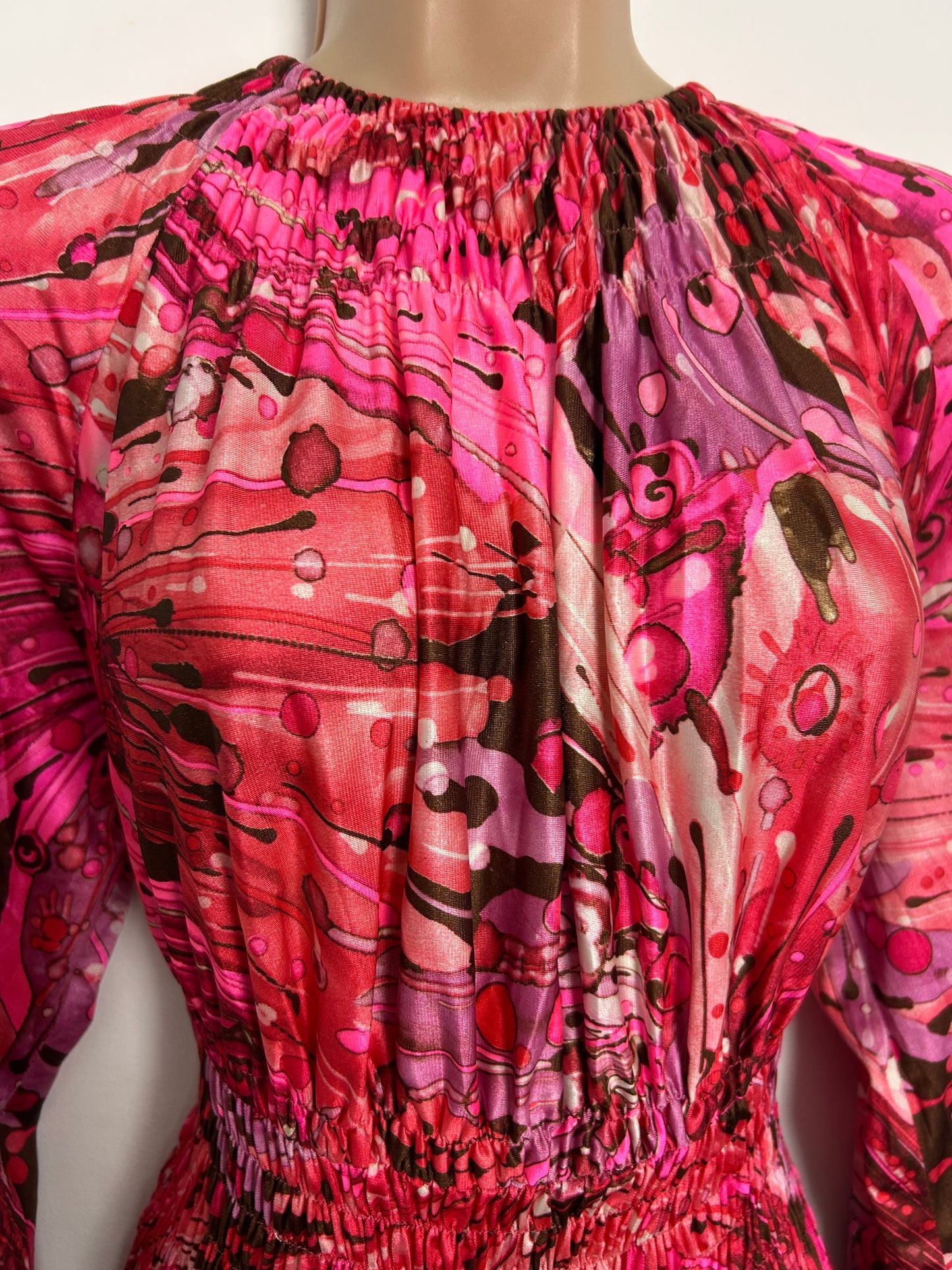 Vintage 1970s Size 10-12 Pink Abstract Psychedelic Print Long Sleeve Shirred Neck Maxi Dress