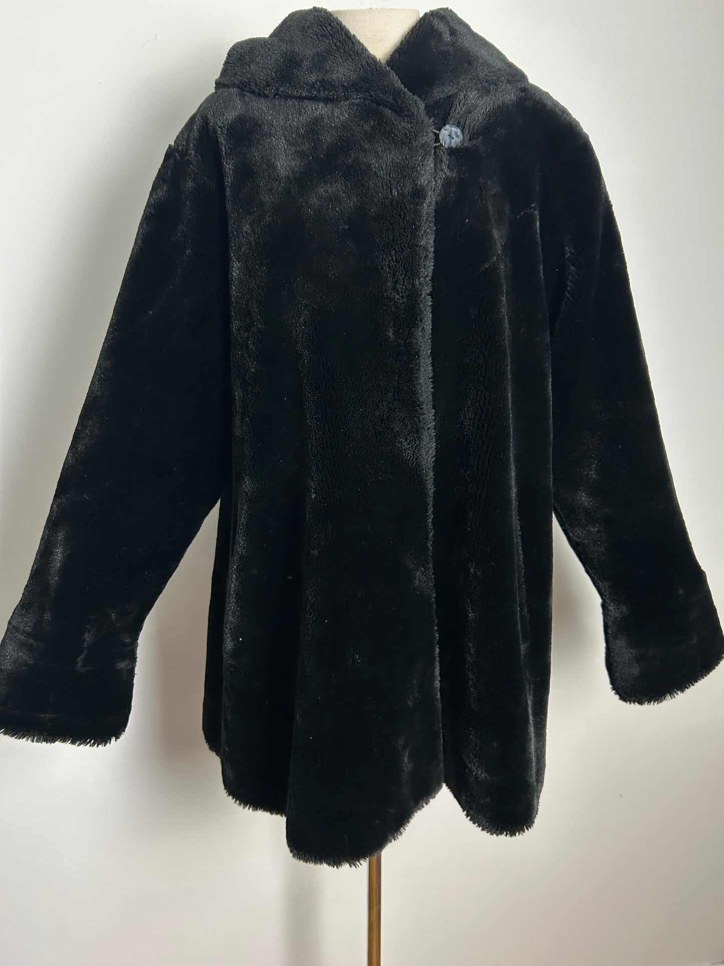 Vintage 1980s CLASSICS Up To Size 16 Black Hooded Faux Fur Coat