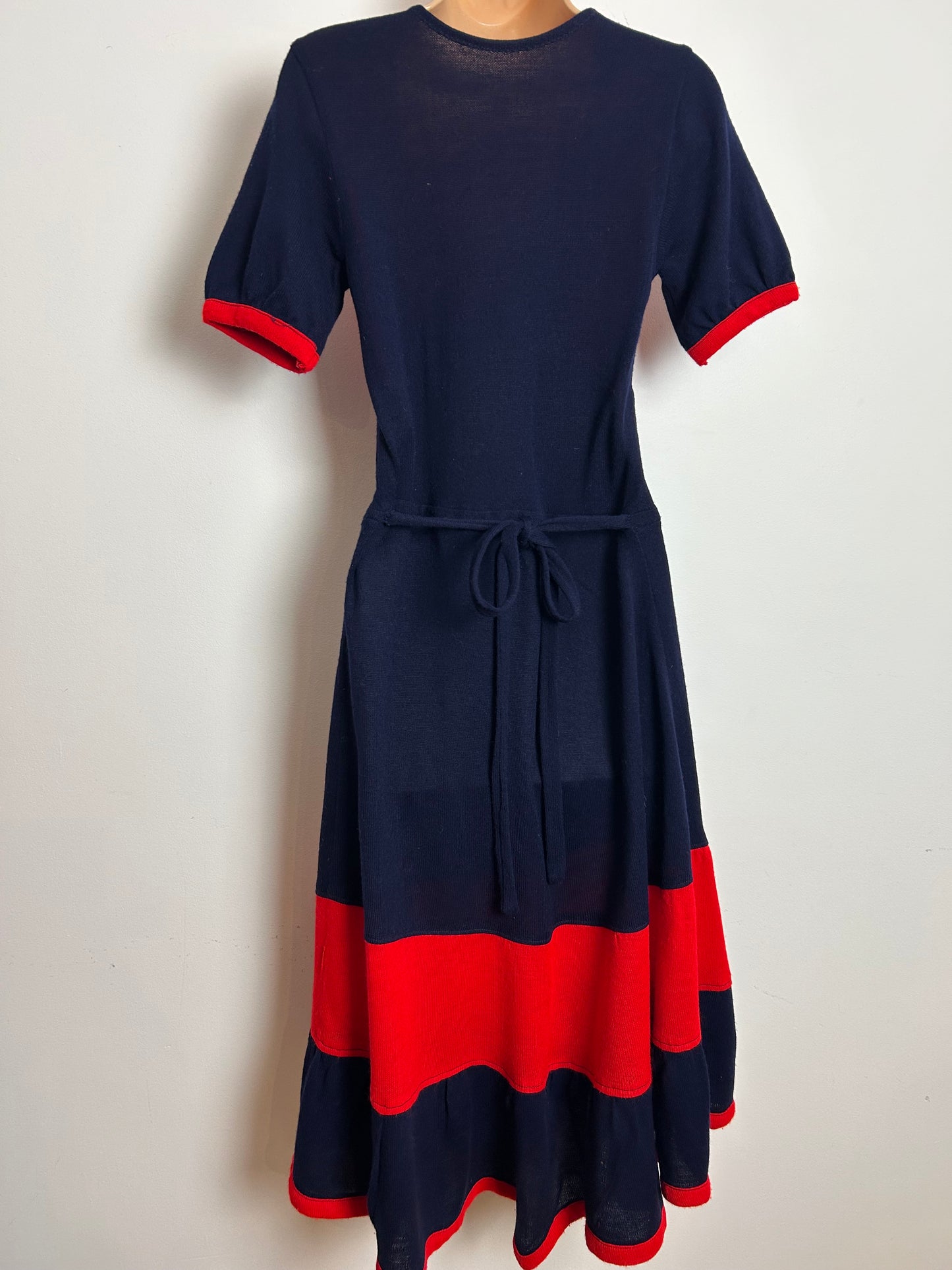 Vintage 1970s Size 8-10 Red & Navy Blue Jersey Feel Tie Bust Cut Out Detail Midi Length Day Dress