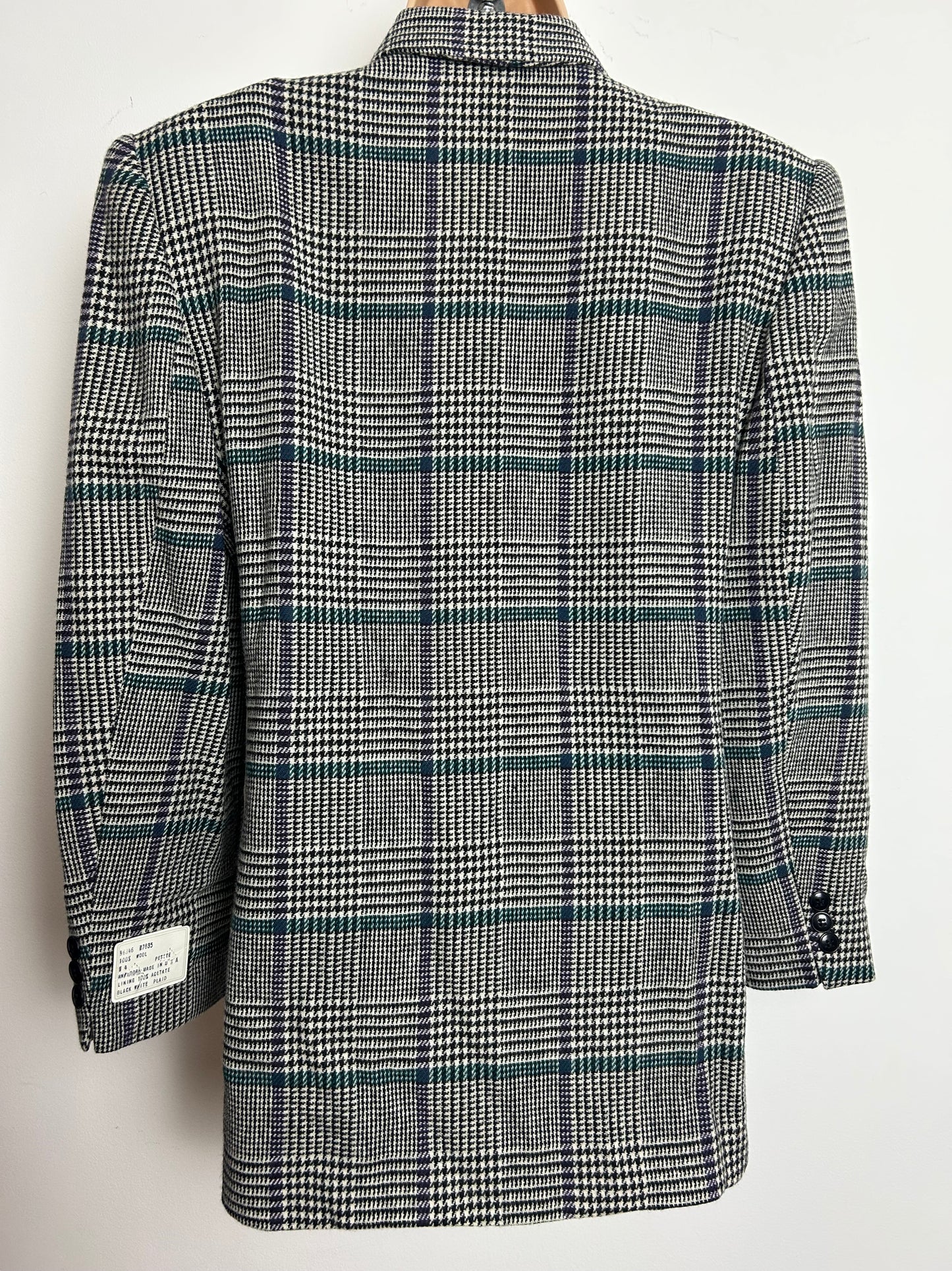 Vintage 1980s REQUIREMENTS Size 12 Black Grey & White Check Print Blazer With Velvet Collar